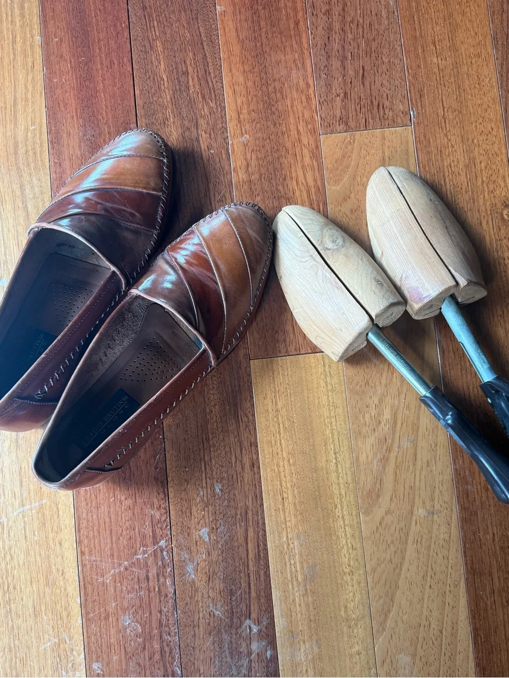 Men’s Vintage Georgio Brutini Brown Leather Slip-On Loafers